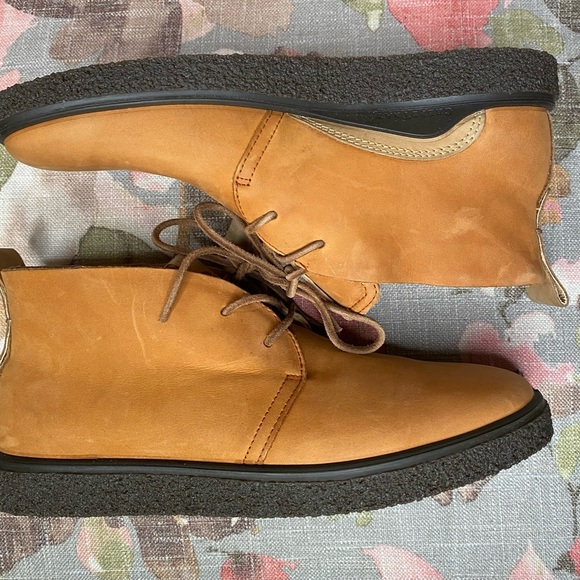 Ecco Crepe Tray Boots Size 10-10.5 Amber NIB Retail $179 - Picture 4 of 6